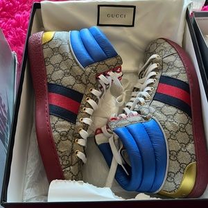 Gucci shoes